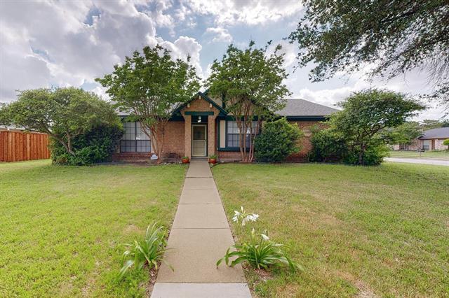 6637 Belcamp Dr in Plano, TX - Building Photo