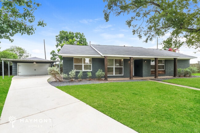property at 5151 Kingfisher Dr
