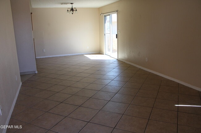 4608 Lorenzo Ponce Dr in El Paso, TX - Building Photo - Building Photo