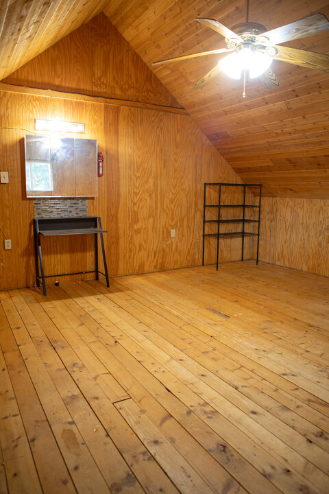 1734 Army Rd, Unit A in Fairbanks, AK - Building Photo