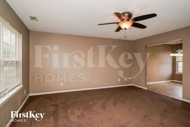 6031 Long River Ln in Indianapolis, IN - Building Photo - Building Photo