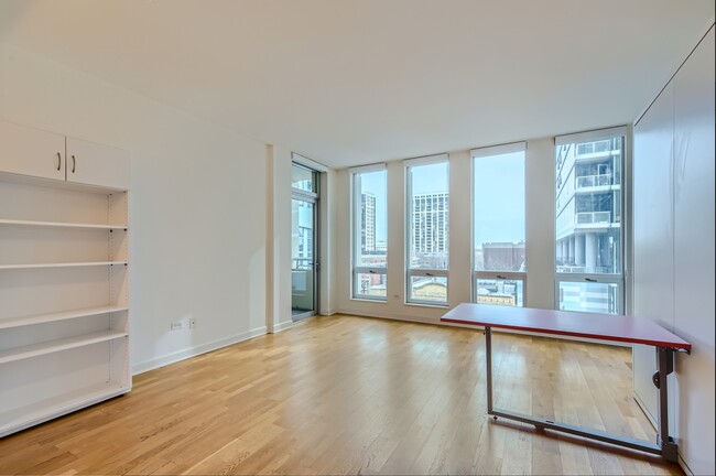 1400 S Michigan Ave, Unit 27G in Chicago, IL - Building Photo - Building Photo