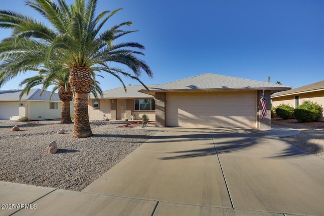 12607 W Crystal Lake Dr in Sun City West, AZ - Building Photo - Building Photo