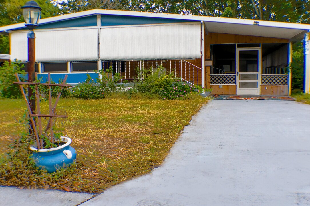 7479 SE Eagle Ave in Hobe Sound, FL - Building Photo