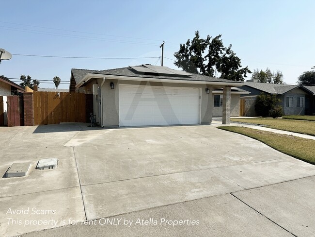 920 Ross Way in Hanford, CA - Building Photo - Building Photo