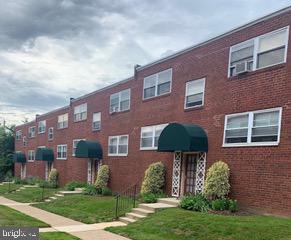 901 E Pleasant Ave in Glenside, PA - Building Photo