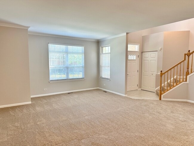 1900 Keystone Pl in Schaumburg, IL - Building Photo - Building Photo