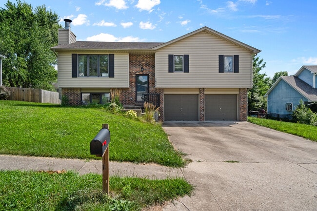 property at 3608 Teakwood Dr