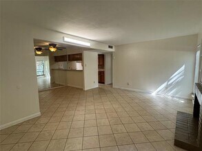 12810 Midway Rd in Dallas, TX - Building Photo - Building Photo
