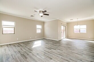 261 N Valle Verde in Apache Junction, AZ - Building Photo - Building Photo