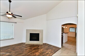 5005 Moon Ranch Ln in El Paso, TX - Building Photo - Building Photo