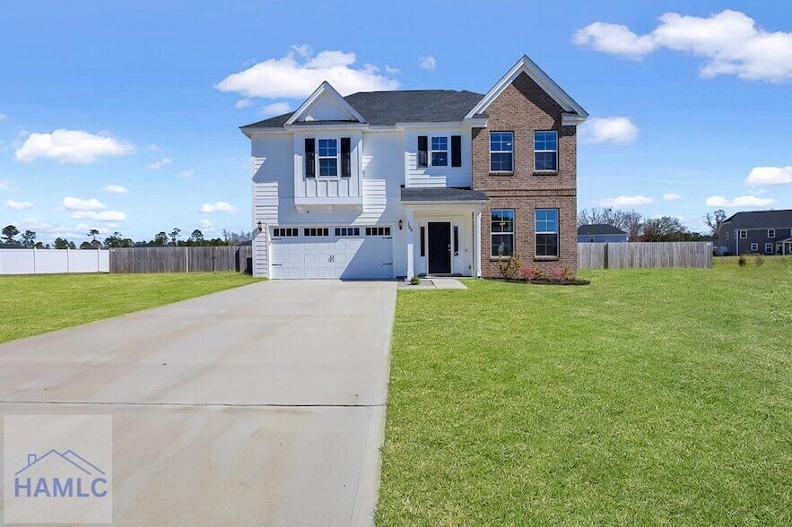 166 Cattle Fence Dr in Ludowici, GA - Building Photo