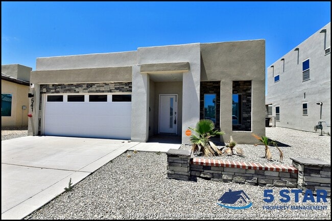 property at 541 Paseo Modesto Dr