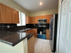 2834 SE 16th Ave in Homestead, FL - Building Photo - Building Photo