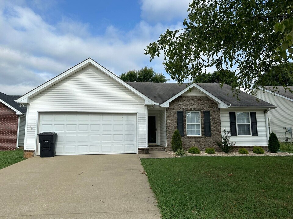 3262 Prater Ct in Murfreesboro, TN - Foto de edificio