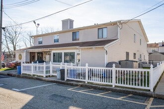 34A Anita St in Staten Island, NY - Building Photo - Building Photo