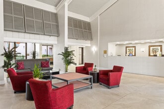 Studios at 88 Palms in West Palm Beach, FL - Building Photo - Interior Photo