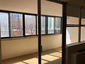 8 Whittier Pl in Boston, MA - Building Photo - Building Photo