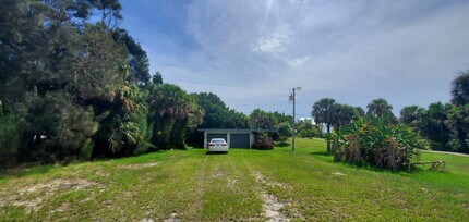 1817 Beacon St in New Smyrna Beach, FL - Building Photo - Building Photo