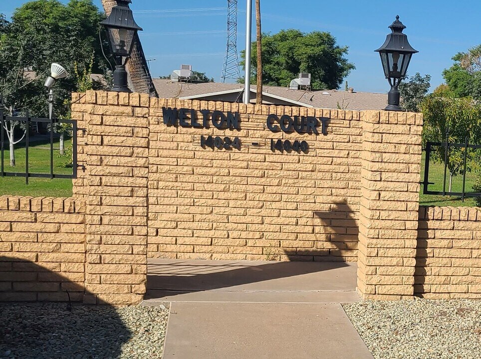 14036 N Thunderbird Blvd in Sun City, AZ - Building Photo
