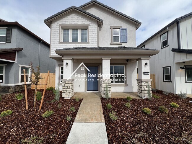 4288 Aura Way in Rancho Cordova, CA - Building Photo - Building Photo