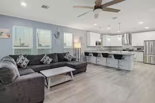 305 Jettyview Rd in Surfside Beach, TX - Building Photo - Building Photo