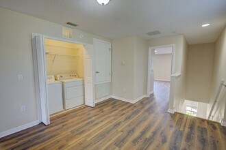 2901 Ashford Park Pl in Oviedo, FL - Building Photo - Building Photo