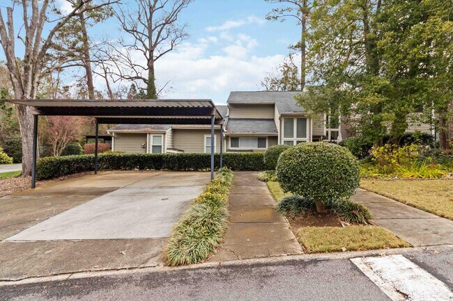 1960 Variations Dr NE in Atlanta, GA - Building Photo - Building Photo