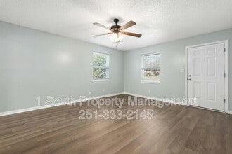 8983 Larry Dr in Semmes, AL - Building Photo - Building Photo
