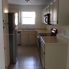 10441 SW 156th Ct in Miami, FL - Building Photo - Building Photo