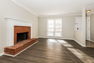 707 Redland Dr in Jonesboro, GA - Building Photo - Building Photo
