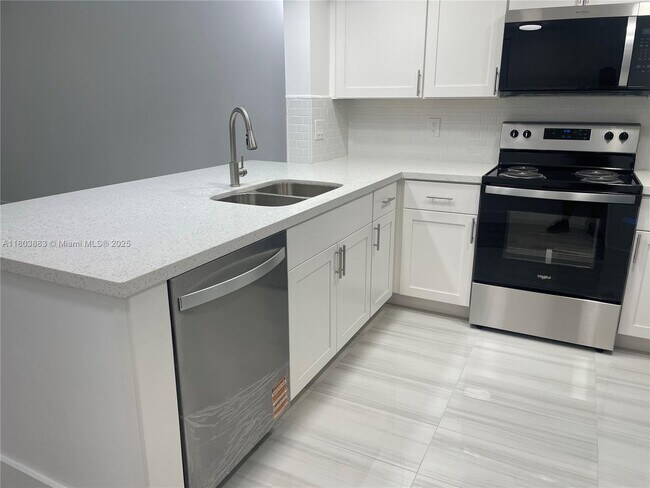 12209 SW 14th Ln in Miami, FL - Building Photo - Building Photo