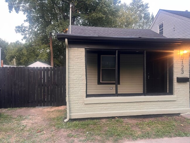 property at 5123 Reed Ave