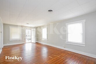 1411 Lindley Ave in Indianapolis, IN - Foto de edificio - Building Photo