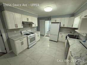 33656 Grace Ave in Abbotsford, BC - Building Photo - Building Photo