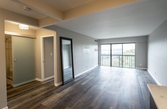 1001 26th St NW in Washington, DC - Foto de edificio - Building Photo