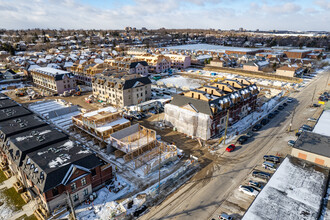 Streetsville Centre in Mississauga, ON - Building Photo - Building Photo