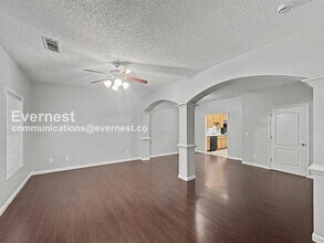 8612 Thomas Rd in Riverdale, GA - Building Photo - Building Photo