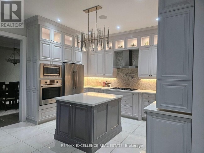 95 Gordon Randle Dr in Brampton, ON - Building Photo - Building Photo