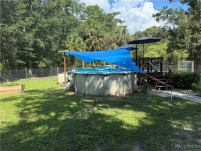 14131 SE 86th Terrace in Inglis, FL - Building Photo - Building Photo