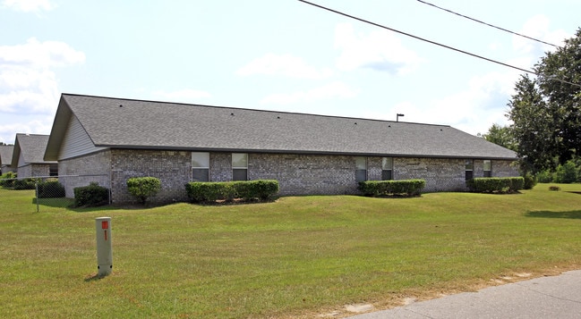 Cambridge Manor in Madison, FL - Building Photo - Building Photo
