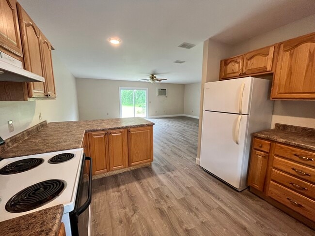 70 Lamoille View Ln, Unit 103 in Jeffersonville, VT - Foto de edificio - Building Photo