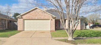 19330 Larissa Dr in Katy, TX - Building Photo