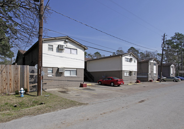 Shepherd Forest Apartments in Houston, TX - Foto de edificio - Building Photo