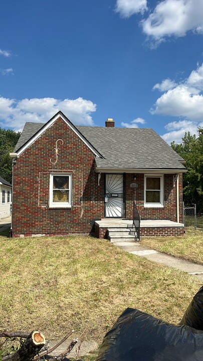 18876 Helen St in Detroit, MI - Building Photo