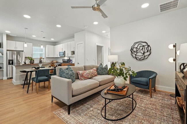 Soltera Rolling Pines in Conroe, TX - Building Photo - Building Photo