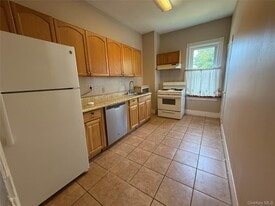 40 Sussex St in Port Jervis, NY - Building Photo