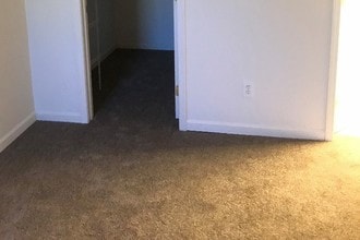 13408 Prospect Glen Way, Unit 1 in Prospect, KY - Foto de edificio - Building Photo