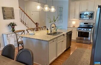 341 Claibourne Rd in Crozet, VA - Building Photo - Building Photo