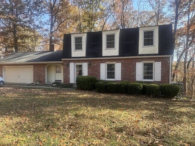 312 Powder Mill Dr in Ashland City, TN - Foto de edificio - Building Photo